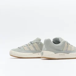 Adidas Originals - Adimatic (Wonder Silver/Off White/Gum) -Mode Vêtement Magasin ADIDAS Originals Adimatic Wonder Silver Off White Gum 5