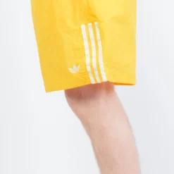 Adidas Skate Water Short (Gender Neutral) -Mode Vêtement Magasin ADIDAS Skate Water Short Gender Neutral 3 dc916cea eecd 44ca ab73 029579316d48