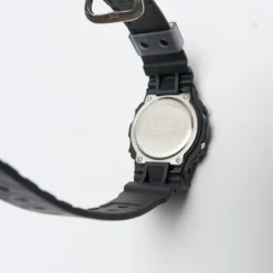 Casio G-shock -DW-5600KH-1ER Kevin Hoefler X Powell Peralta -Mode Vêtement Magasin Casio G shock DW 5600KH 1ER Kevin Hoefler x Powell Peralta 5