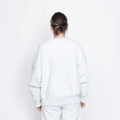 Champion - Reverse Weave Crewneck Sweatshirt (Heather Grey) -Mode Vêtement Magasin Champion Reverse Weave Crewneck Sweatshirt Heather Grey 4