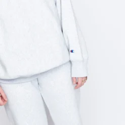 Champion - Reverse Weave Hooded Sweatshirt (Heather Gray) -Mode Vêtement Magasin Champion Reverse Weave Hooded Sweatshirt Heather Grey 3