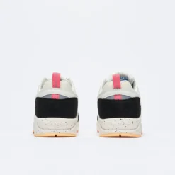 Karhu - Fusion 2.0 (Jet Black/Canyon) -Mode Vêtement Magasin Karhu Fusion 2.0 Jet Black Canyon 4