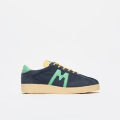 Karhu - Trampas (India Ink/Absinthe)