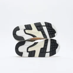 Le Coq Sportif - Dynamic R 1100 X Shoez Gallery (Sunlight) 17 Le Coq Sportif - Dynamic R 1100 X Shoez Gallery (Sunlight) -Mode Vêtement Magasin Le Coq Sportif Dynactif R 1100 x Shoez Gallery Sunlight 6