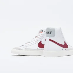 Nike - Blazer Mid 77' Vintage (White/Dark Beetroot) -Mode Vêtement Magasin Nike Blazer Mid 77 Vintage White Dark Beetroot 5