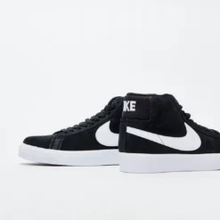 Nike SB Zoom Blazer Mid 10 Nike SB Zoom Blazer Mid -Mode Vêtement Magasin Nike SB Zoom Blazer Mid Black White 864349 002 5