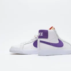 Nike SB - Zoom Blazer Mid ISO (White/Court Purple) -Mode Vêtement Magasin Nike SB Zoom Blazer Mid ISO White CourtPurple 5