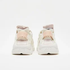 Nike Wmns Air Huarache Premium 9 Nike Wmns Air Huarache Premium -Mode Vêtement Magasin Nike Wmns Air Huarache Premium DH4439 104 4