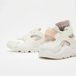 Nike Wmns Air Huarache Premium 10 Nike Wmns Air Huarache Premium -Mode Vêtement Magasin Nike Wmns Air Huarache Premium DH4439 104 5