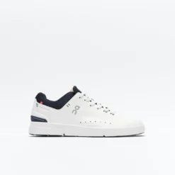 On - The Roger Advantage Men (White/Midnight Navy)