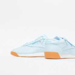 Reebok - F / S Freestyle Low (Glass Blue / Reebok Rubber Gum -06) -Mode Vêtement Magasin Reebok F S Freestyle Low Glass Blue Reebok Rubber Gum 06 7