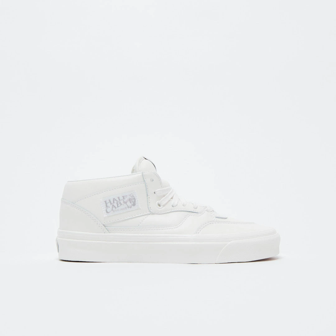 Vans UA Half Cab 33 DX Anaheim Factory (All White) 1 Vans UA Half Cab 33 DX Anaheim Factory (All White)