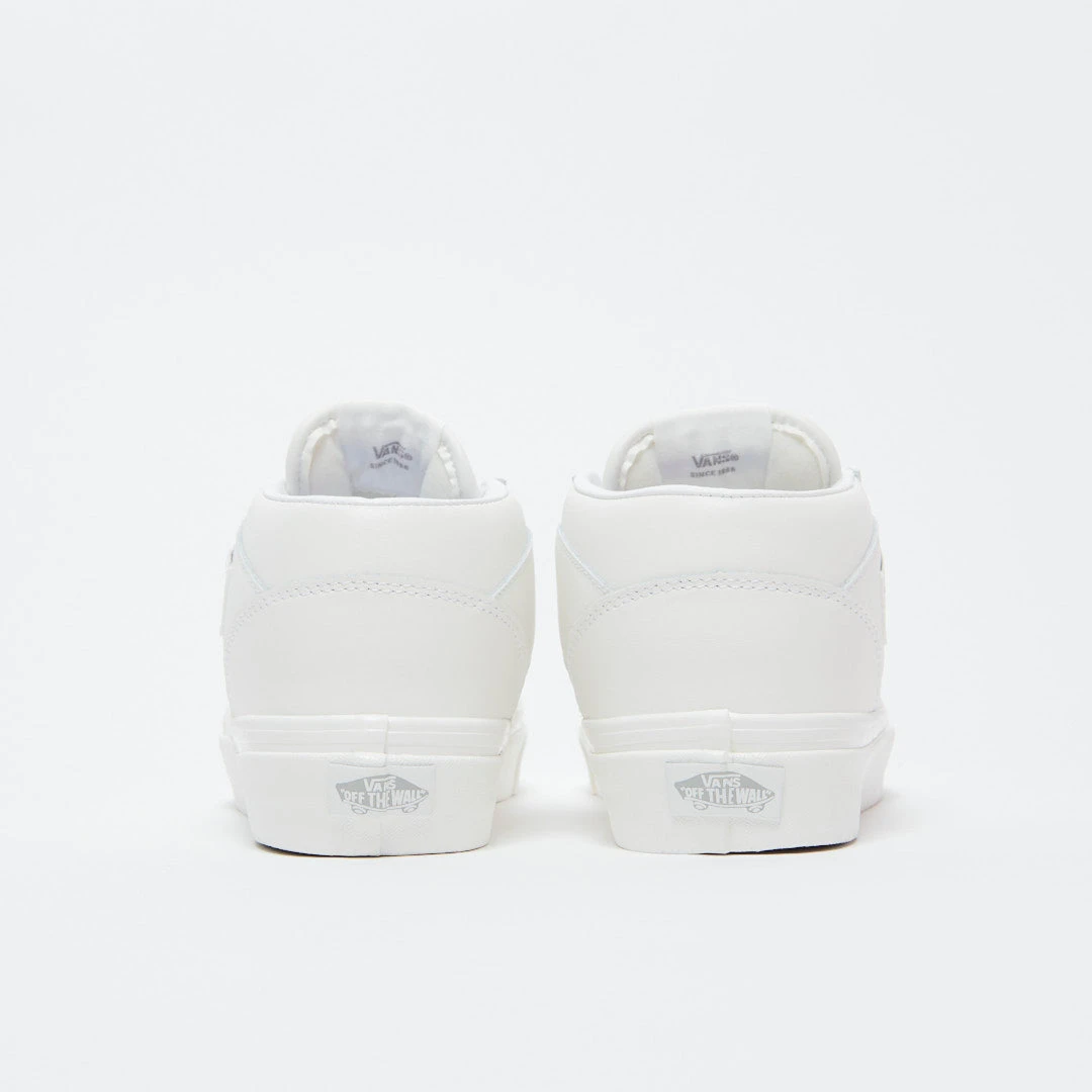 Vans UA Half Cab 33 DX Anaheim Factory (All White) 4 Vans UA Half Cab 33 DX Anaheim Factory (All White) – Image 4