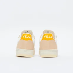Veja SEE - V -10 Chromefree Leather (White/Sahra/Gold) -Mode Vêtement Magasin Veja V 10 Chromefree Leather White Sahra Ouro 4